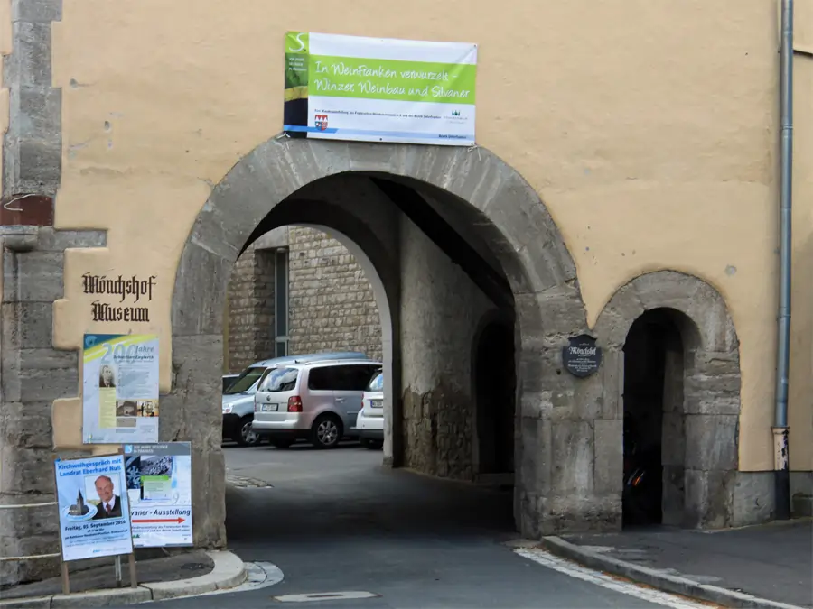 Mönchshof mit Steinhauermuseum