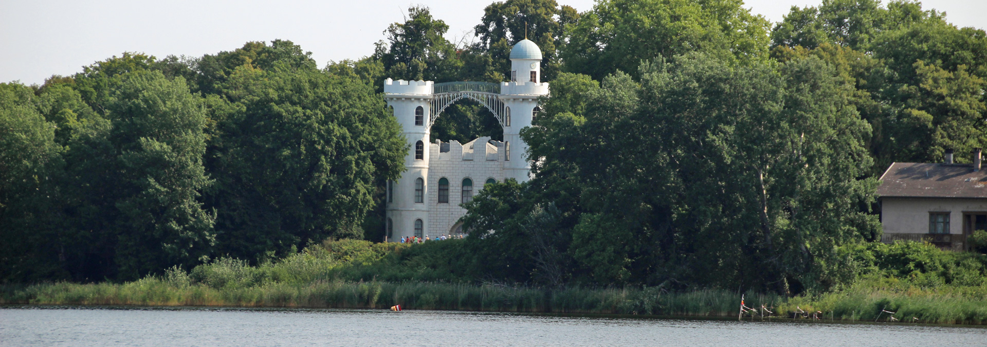Pfaueninsel in der Havel am Berliner Stadtrand