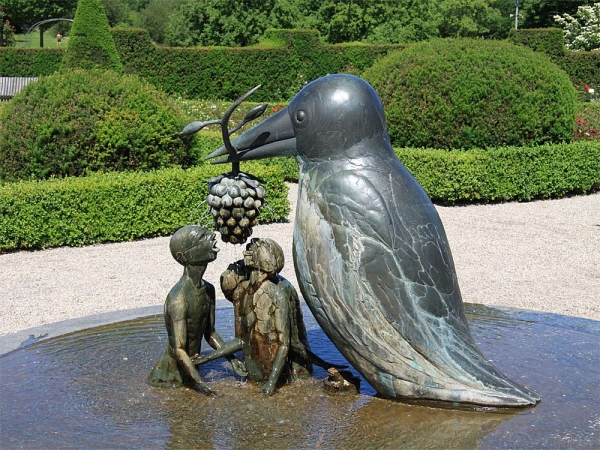 Brunnen und Wasserspiele
