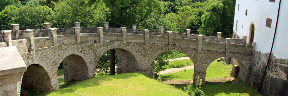 Děčíner Schlossbrücke