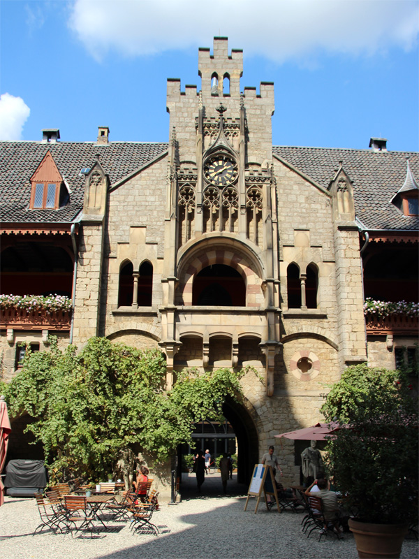 Schloss Marienburg - Jagdschloss und Witwensitz der Königin Marie