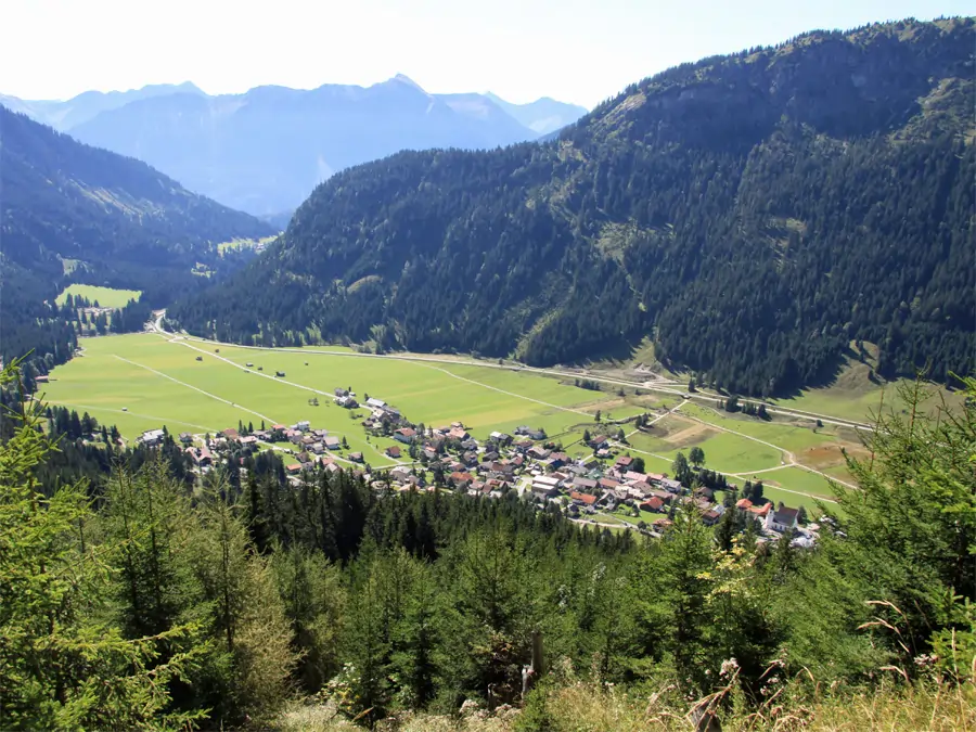 Blick auf  Nesselwängle vom Gimpelhaus