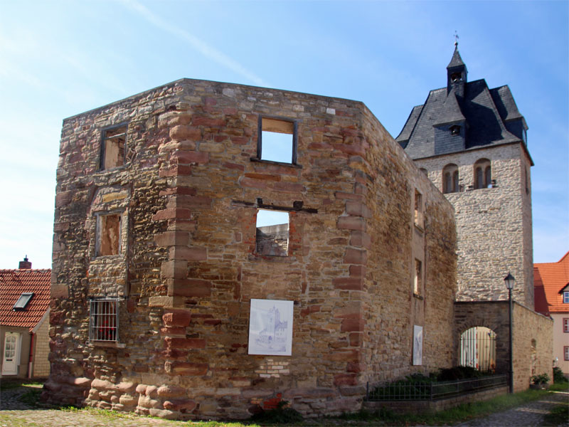 Burgruine Allstedt mit Schlossturm