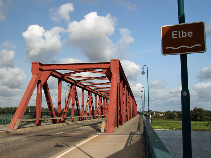 Elbbrücke in Schönebeck