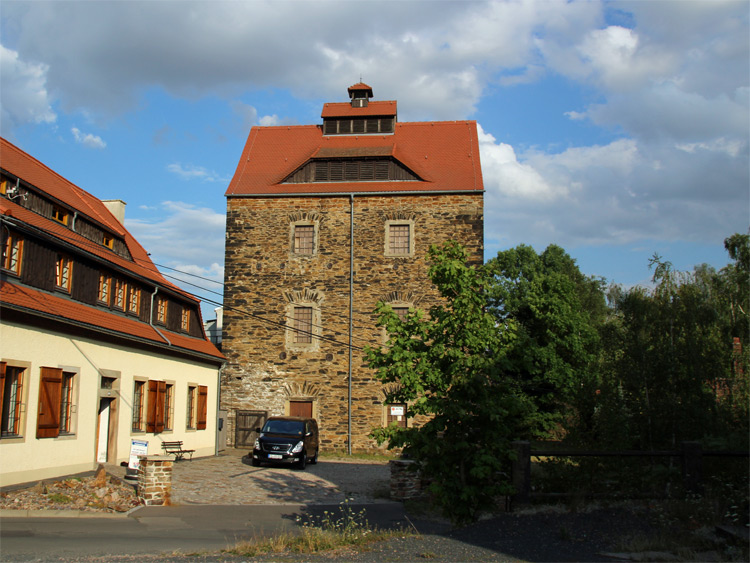 Huthaus und Schachtgebäude vom Abrahamschacht