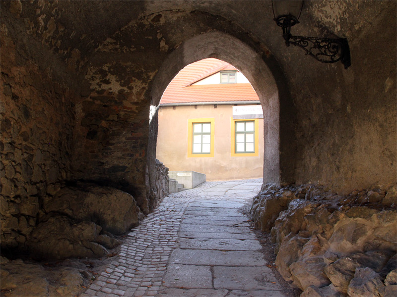 Eingang zur Burg Schönfels