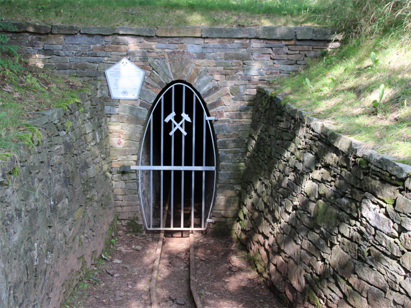 Eingang in den Stolln St. Briccius am Pöhlberg