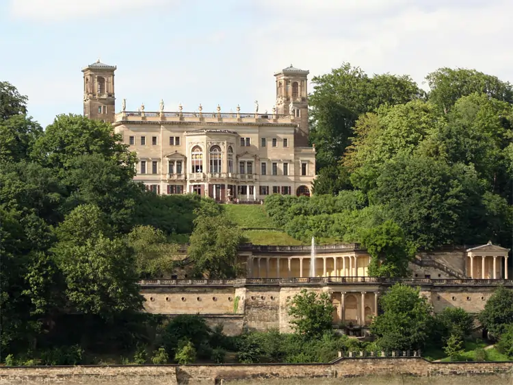 Schloss Albrechtsberg mit Parkanlage