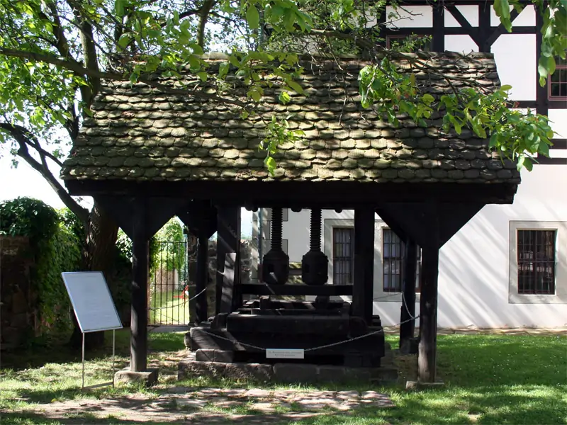 Weinpresse von der Weinanlage Hoflößnitz