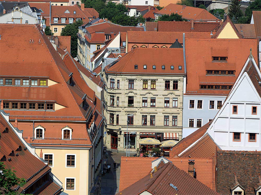 Über den Marktplatz von Pirna