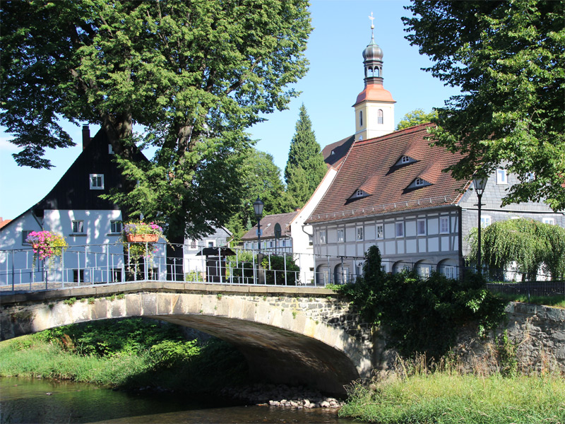 Großschönau mit Kirche