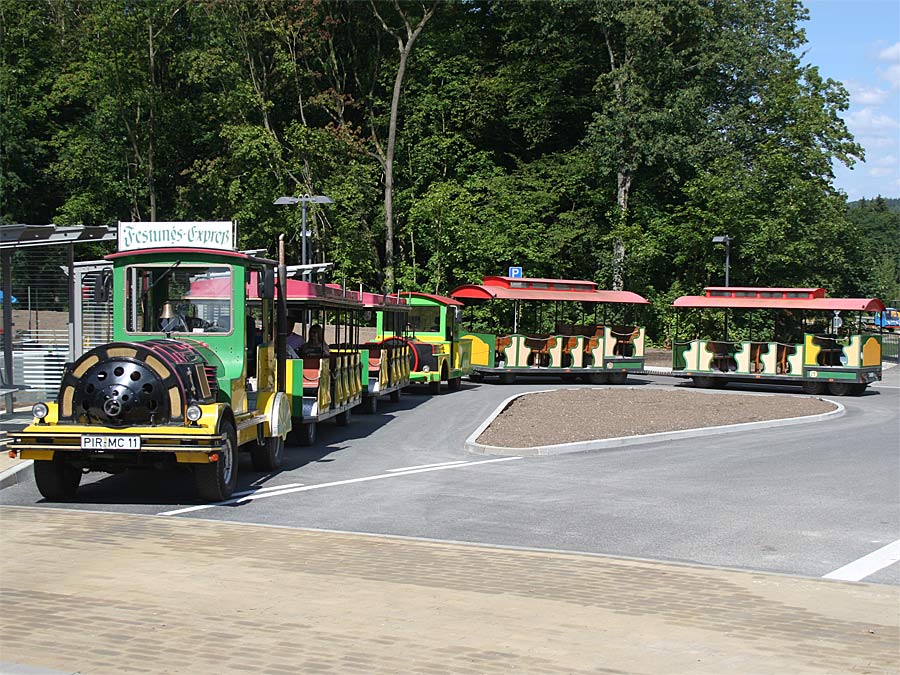 Festungsexpress fährt bis an die Festung Königstein