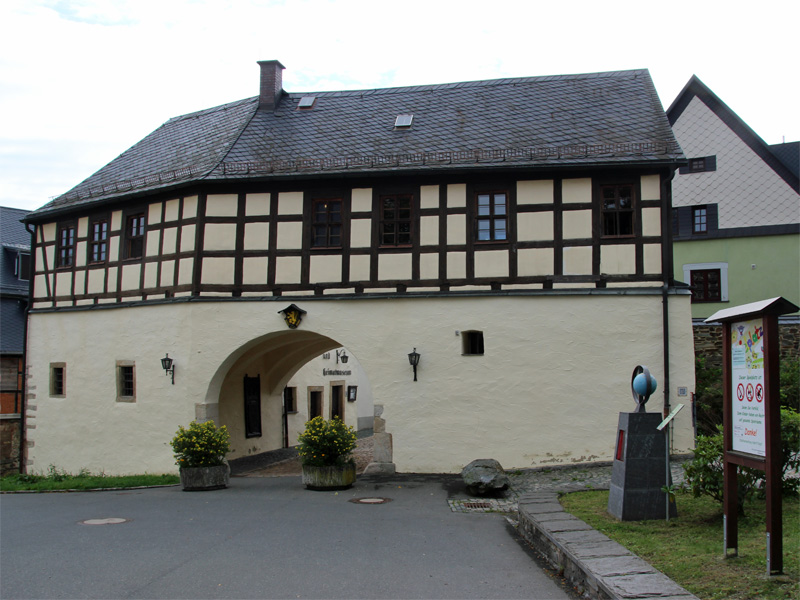 Perlmutter- und Heimatmuseum