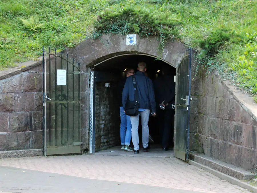 Eingang in die Marienglashöhle bei Friedrichroda