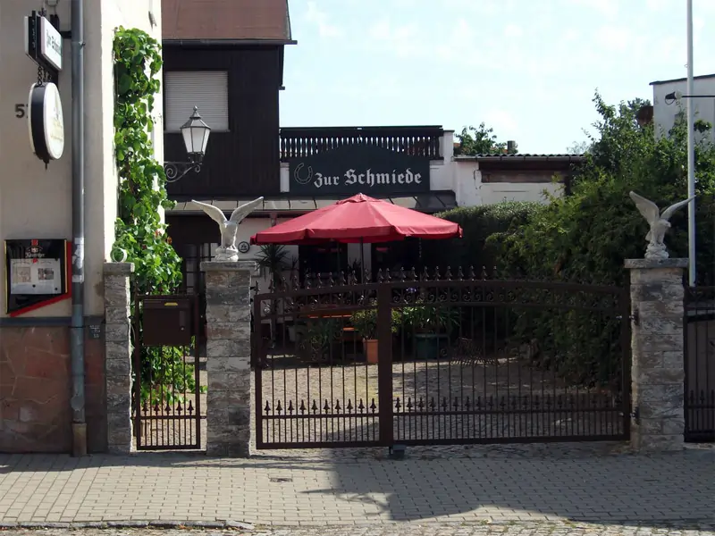 Zur Schmiede mit Pension in 04539 Groiztsch