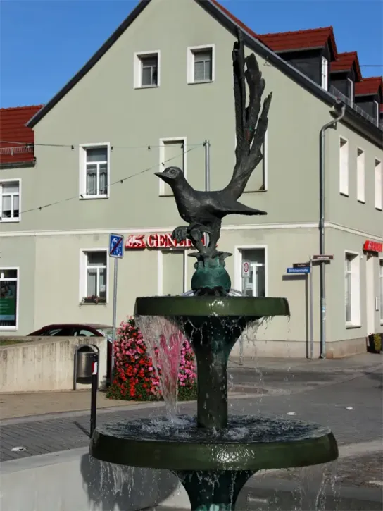Steinerne Elster am Brunnen in Elsterwerda