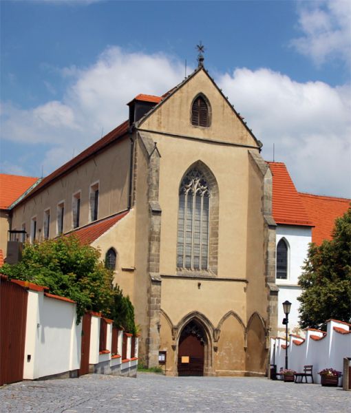 Klášter Zlatá Koruna (Kloster Goldenkron)