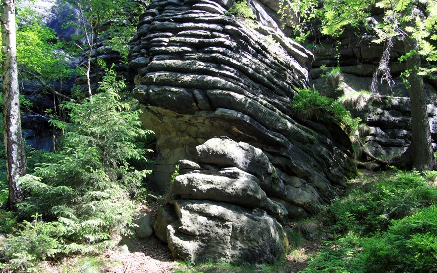 Interessante Sandsteinschichtung