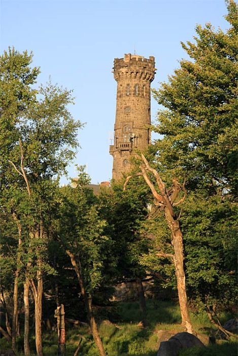 Děčiner Schneeberg / Děčínský Sněžník mit Aussichtsturm