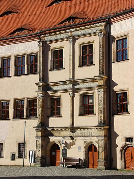 Schlossinnenhof mit Eingang zum Museum 