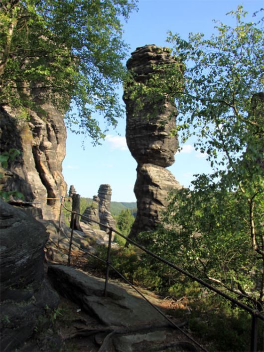 Felsnadel im Klettergebiet Bielatal