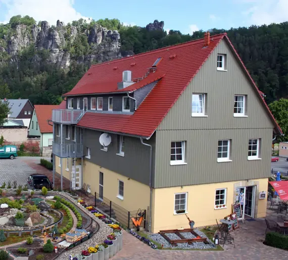 Pension Eisenbahnwelten Seitenansicht