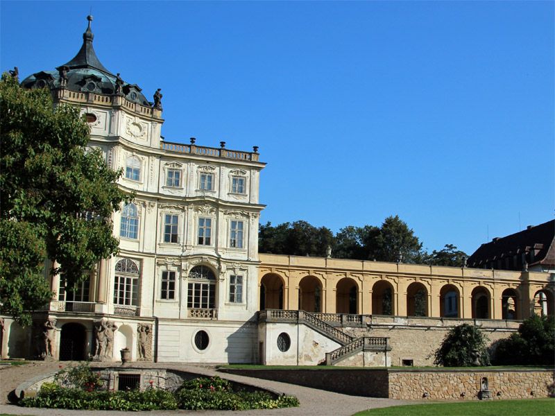 Zámek Ploskovice (Schloss Ploschkowitz) in Nordböhmen