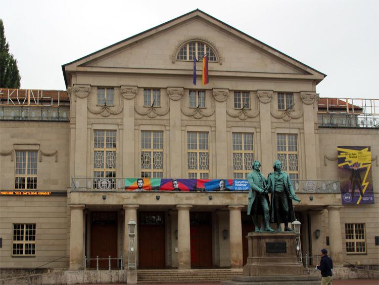 Dt. Nationaltheater mit Staatskapelle Weimar