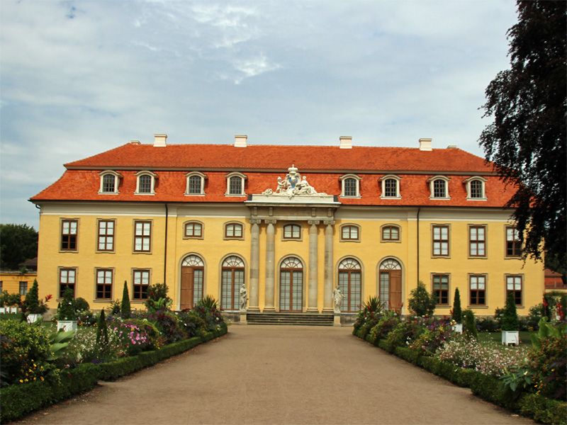 Mosigkauer Schloss mit Park in Sachsen-Anhalt 