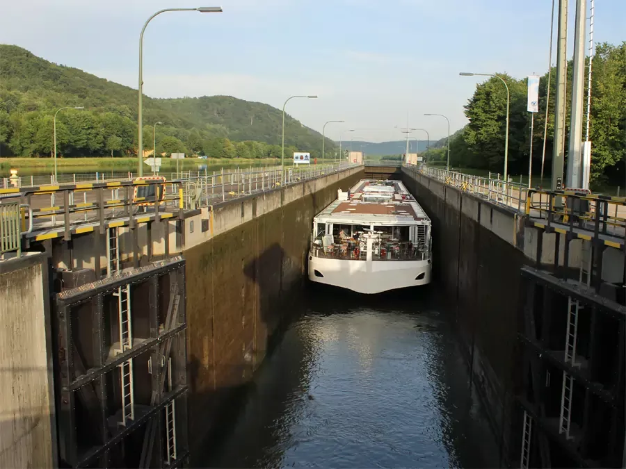 Main-Donau-Kanal-Schleuse an der Altmühl in Kelheim