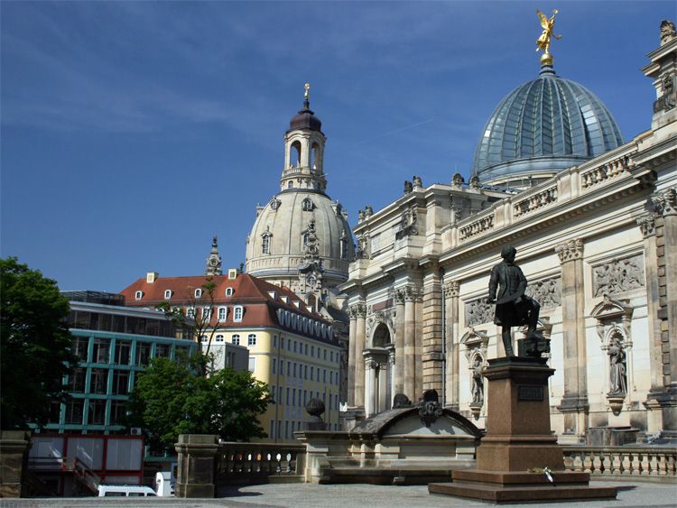 Dresdner Frauenkirche im Sächsischen Elbland
