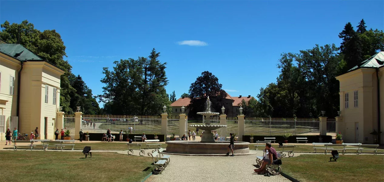 Blick auf das Zámek Kynžvart (Schloss Königswart)