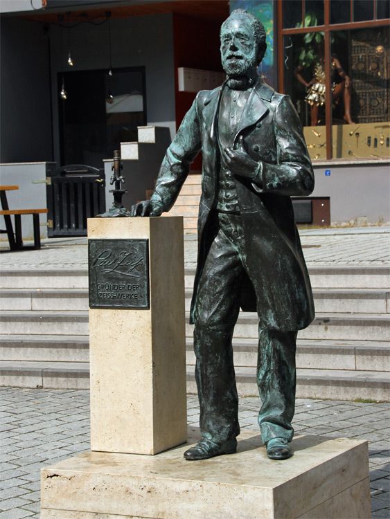 Denkmal Carl Zeiss in Jena