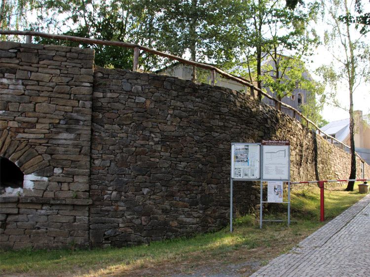 Eingang zum Drei Brüder-Schacht in Brand-Erbisdorf