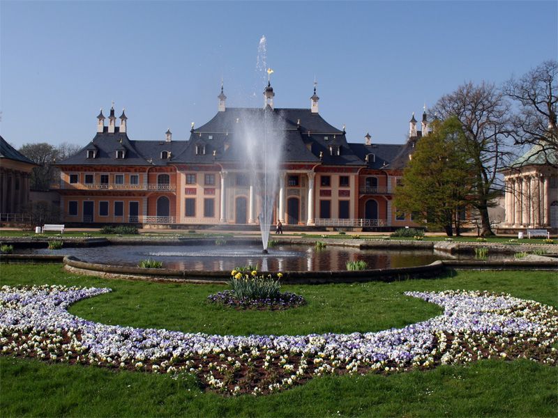 Schlosspark Pillnitz in Dresden im Sächsischen Elbland