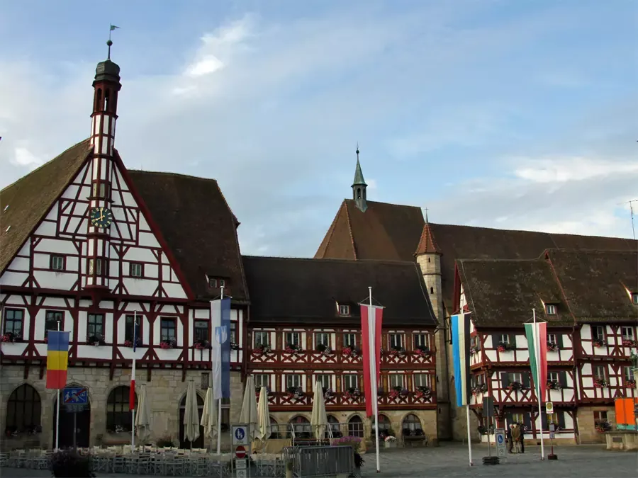 Marktplatz mit Rathaus von Forchheim