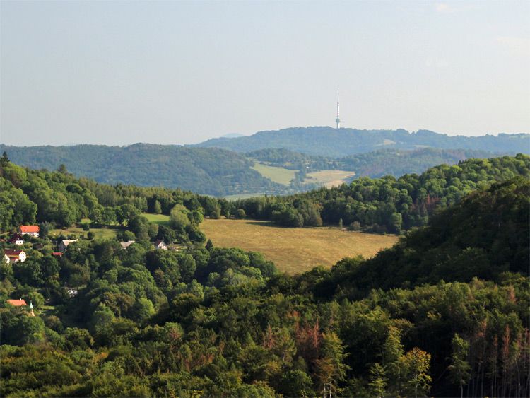 Blick vom Varhošť (Aarhorst) zum Buchberg