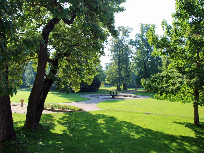 Park vom Schloss Ploschkowitz
