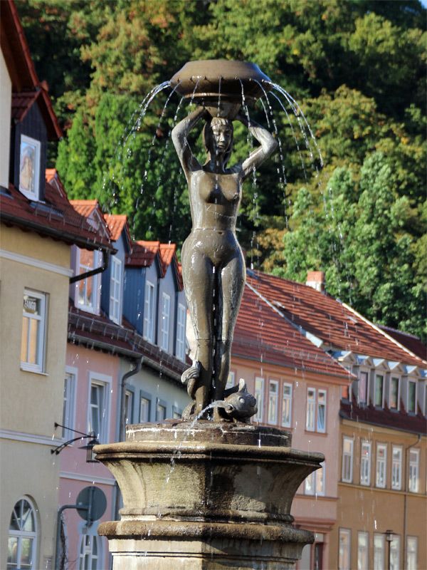 Brunnenfigur vom Brunnen in Waltershausen
