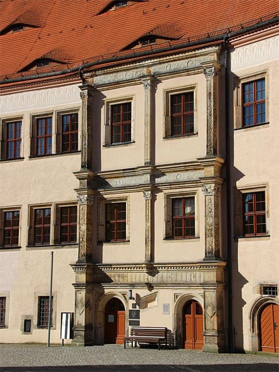 Schlossinnenhof mit Eingang zum Museum 