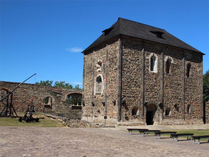 Steinhaus der Kaiserburg Eger - Chebský hrad 
