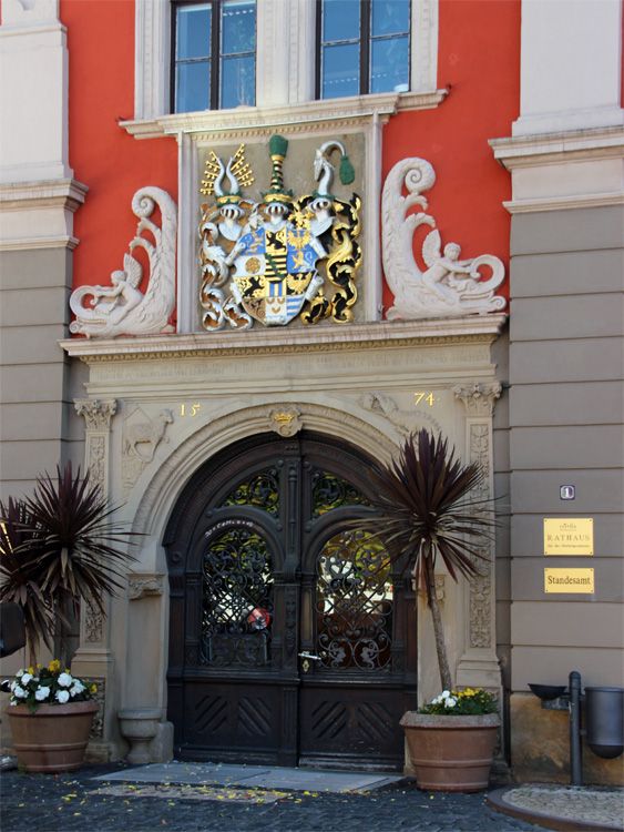 Eingang vom Gothaer Rathaus 