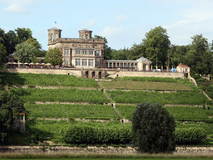 Lingner Schloss in Dresden an der Elbe