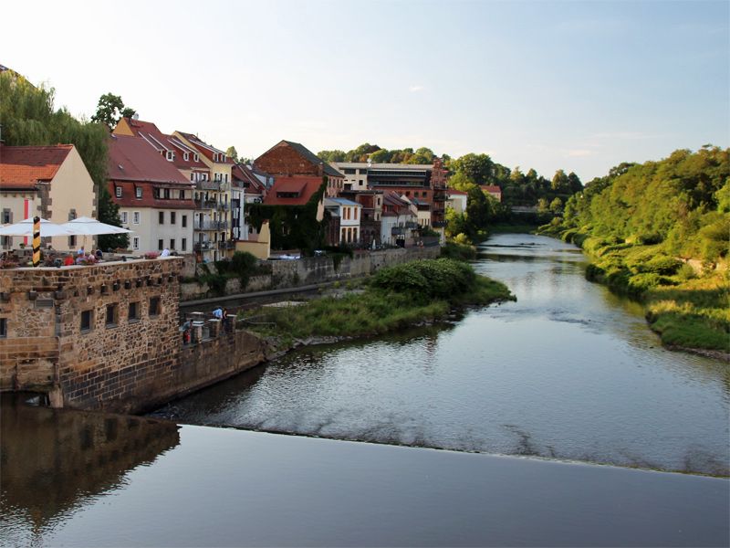 Lausitzer Neiße (Lužická Nisa) ist der linke Nebenfluss der Oder.