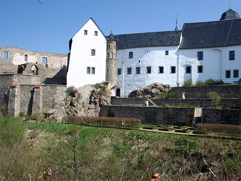 Hinterseite vom Schloss Lauenstein mit ehemalige Burganlage