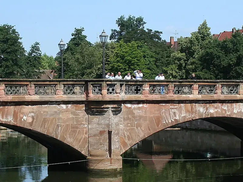 Blick auf Nürnberg mit Lorenzkirche